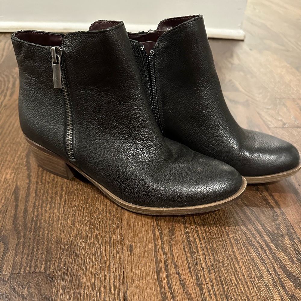 Black booties - Picture 3 of 3